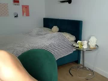 girl Sexy Cam Girls Love To Sex Chat On Video with smoothnesss