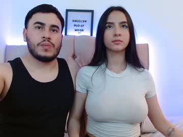 couple Sexy Cam Girls Love To Sex Chat On Video with moonbrunettee