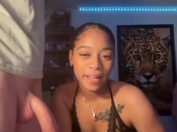 couple Sexy Cam Girls Love To Sex Chat On Video with lunaa_11