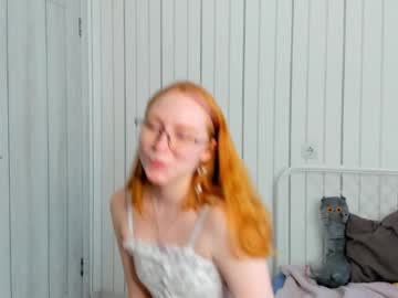 girl Sexy Cam Girls Love To Sex Chat On Video with afradenmon