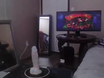couple Sexy Cam Girls Love To Sex Chat On Video with p3tit3queen93