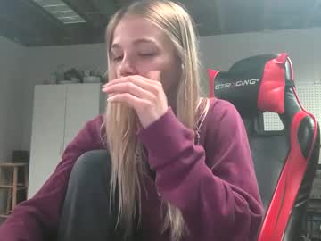 couple Sexy Cam Girls Love To Sex Chat On Video with chloe_damian