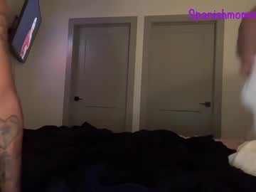 couple Sexy Cam Girls Love To Sex Chat On Video with spanishmommyy