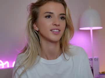 girl Sexy Cam Girls Love To Sex Chat On Video with entia