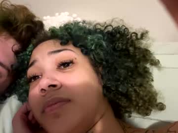 couple Sexy Cam Girls Love To Sex Chat On Video with smalldickstillwork