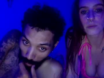 couple Sexy Cam Girls Love To Sex Chat On Video with croxfox