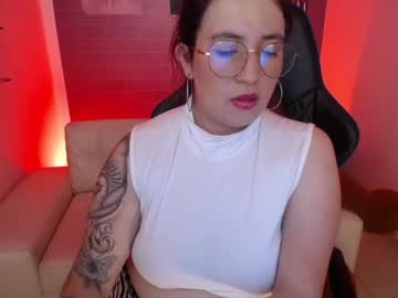 girl Sexy Cam Girls Love To Sex Chat On Video with kamilaadams