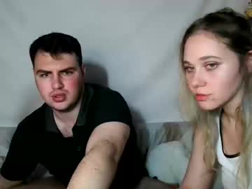 couple Sexy Cam Girls Love To Sex Chat On Video with marmaladeli