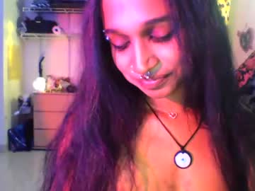 girl Sexy Cam Girls Love To Sex Chat On Video with mon3ytr33