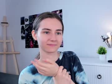 girl Sexy Cam Girls Love To Sex Chat On Video with approche_toi_petite