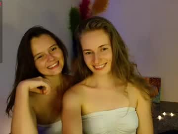 couple Sexy Cam Girls Love To Sex Chat On Video with sunshine_souls