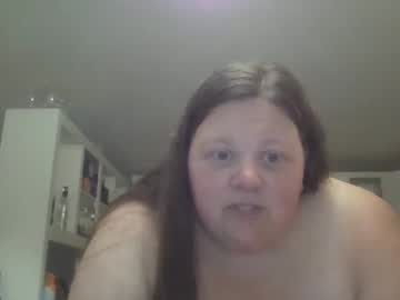 couple Sexy Cam Girls Love To Sex Chat On Video with queenking55