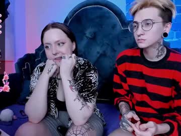 couple Sexy Cam Girls Love To Sex Chat On Video with shypreettygirl