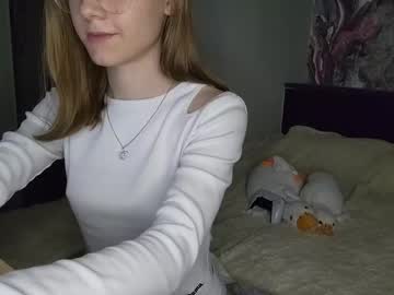 girl Sexy Cam Girls Love To Sex Chat On Video with lowress