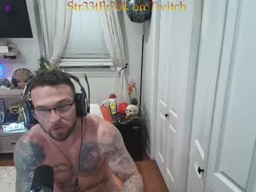 couple Sexy Cam Girls Love To Sex Chat On Video with mrstr33tfr33k