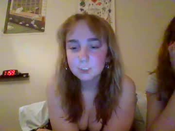 couple Sexy Cam Girls Love To Sex Chat On Video with carpetmunchers