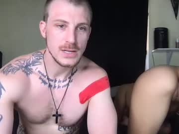 couple Sexy Cam Girls Love To Sex Chat On Video with aocalicrew