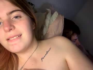 couple Sexy Cam Girls Love To Sex Chat On Video with sinfulduo69