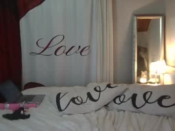 couple Sexy Cam Girls Love To Sex Chat On Video with ourjourneyxoxo