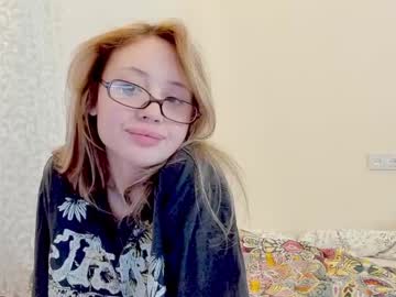 girl Sexy Cam Girls Love To Sex Chat On Video with atmospherra