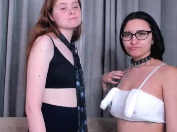 couple Sexy Cam Girls Love To Sex Chat On Video with earleneclarkston